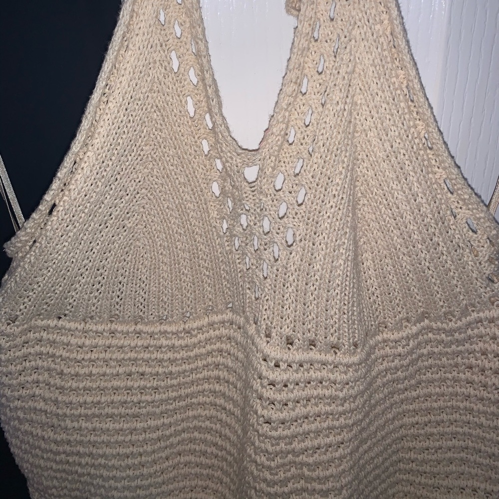 Haltered Top - Picture 4 of 7